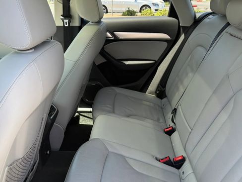 Used 2015 Audi Q3 2.0T Prestige AWD/4WD image 11