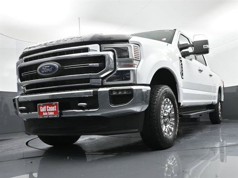 Certified 2022 Ford F250 Lariat w/ Lariat Ultimate Package AWD/4WD image 29