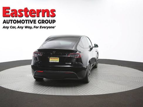 Used 2023 Tesla Model Y Performance AWD/4WD image 35