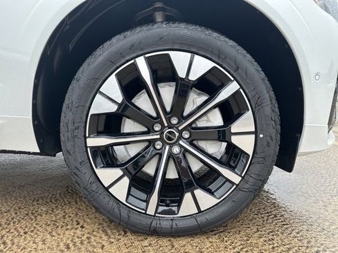 New 2026 Volvo XC60 B5 Plus w/ Protection Package Premier image 10