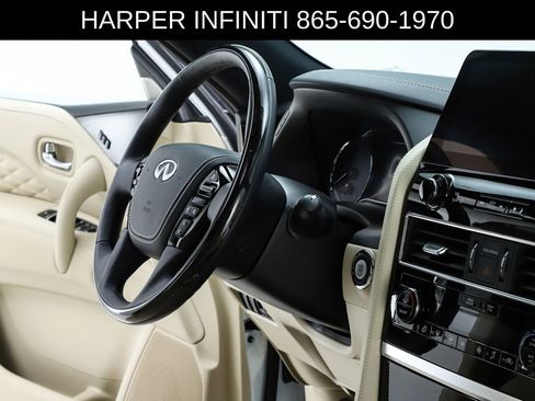 Used 2024 INFINITI QX80 Sensory image 37