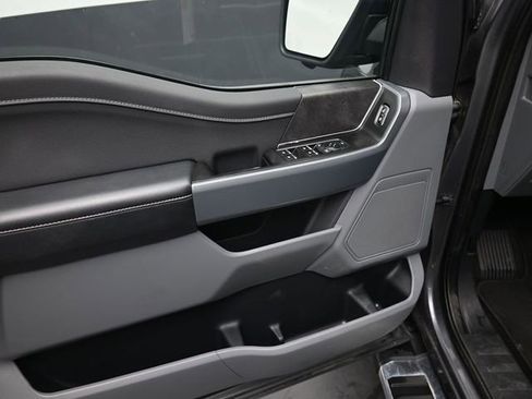 Used 2024 Ford F150 XLT w/ Mobile Office Package image 9