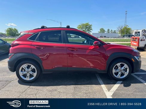 Used 2022 Hyundai Kona SEL FWD image 9