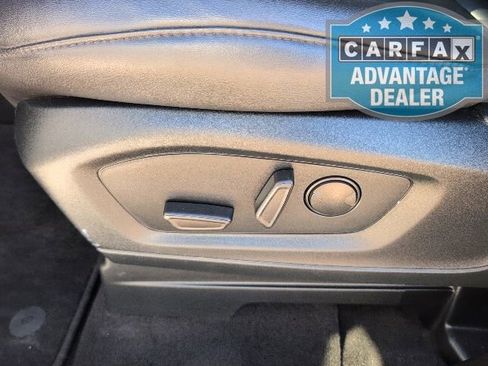 Used 2022 Ford Explorer XLT w/ Equipment Group 202A image 15