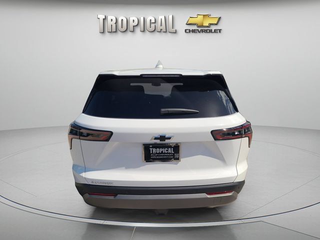 New 2027 Chevrolet Equinox LT FWD image 4