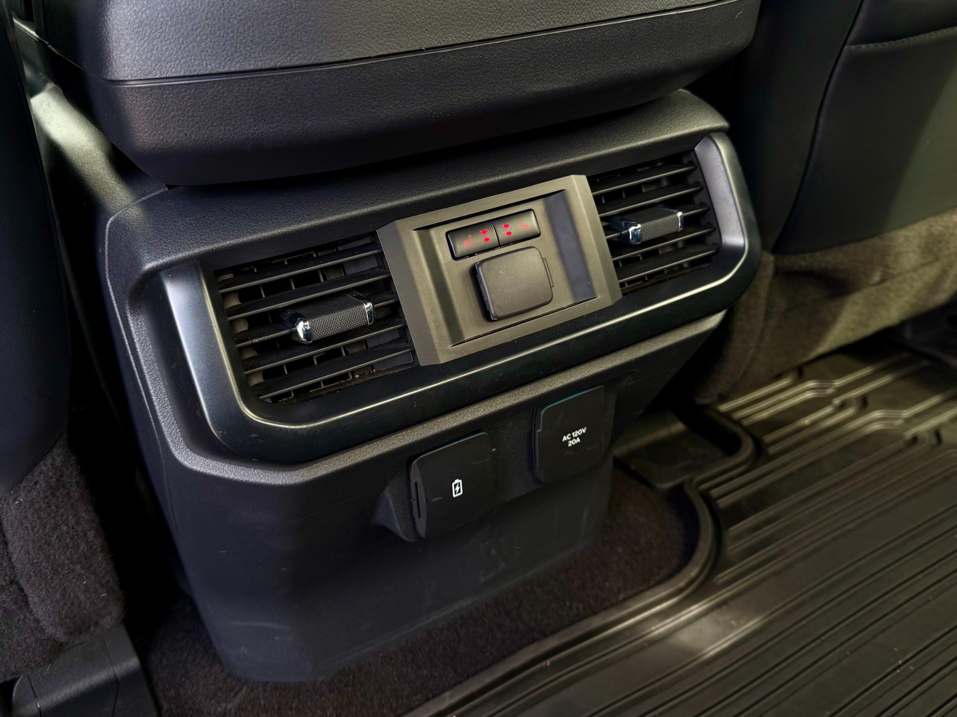 Used 2023 Ford F150 Raptor AWD/4WD image 39
