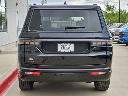 New 2026 Jeep Grand Wagoneer Limited AWD/4WD image 4