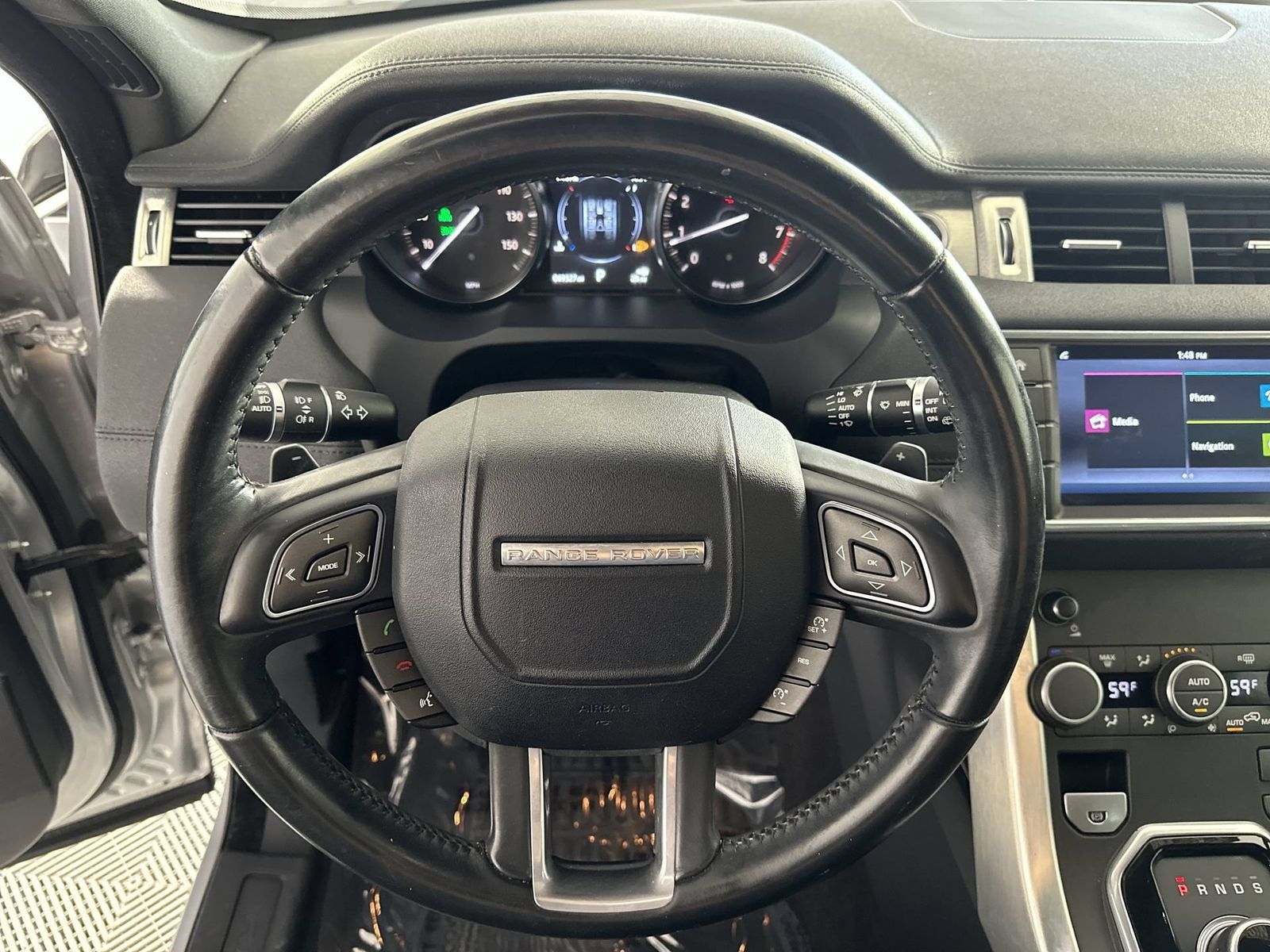 Used 2017 Land Rover Range Rover Evoque SE AWD/4WD image 14