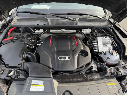 Used 2023 Audi SQ5 Prestige w/ Prestige Package image 20