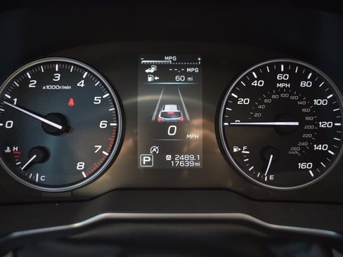 Used 2020 Subaru Outback Limited w/ Popular Package #2 AWD/4WD image 19