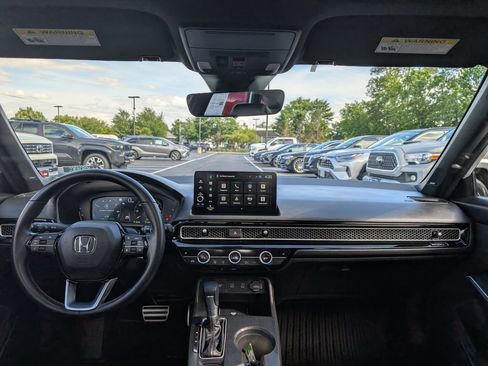 Used 2025 Honda Civic Sport Touring image 21
