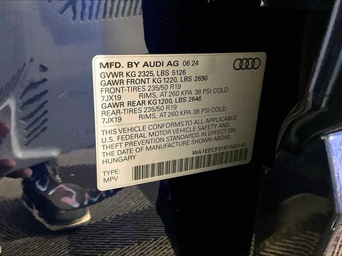 Used 2024 Audi Q3 2.0T Premium Plus w/ Premium Plus Package image 33