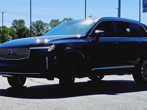 New 2026 Volvo XC90 B6 Plus w/ Protection Package Premier image 6