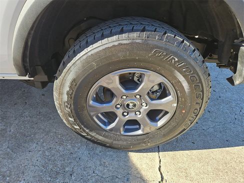 Used 2025 Ford Bronco Big Bend image 28