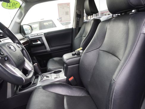 Used 2021 Toyota 4Runner Limited image 23
