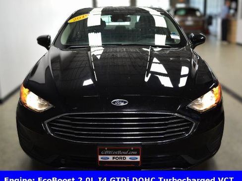 Certified 2019 Ford Fusion SE image 5