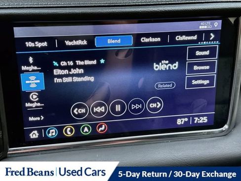 Used 2021 GMC Yukon XL Denali AWD/4WD image 20