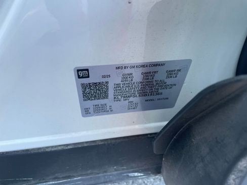 Used 2025 Chevrolet TrailBlazer LT image 27