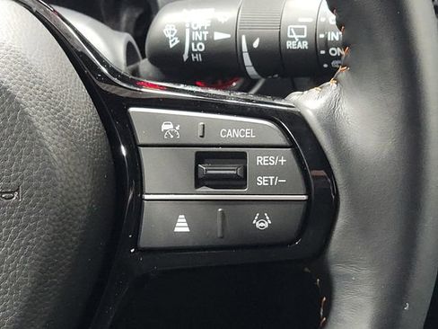 Certified 2025 Honda HR-V Sport image 27
