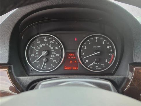 Used 2008 BMW 335i Convertible image 17