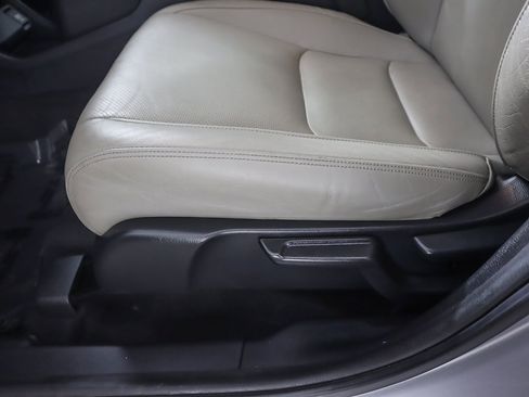 Used 2019 Honda HR-V EX-L image 30