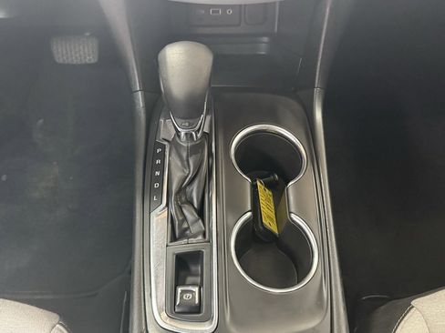 Used 2024 Chevrolet Equinox LS w/ LS Convenience Package image 23