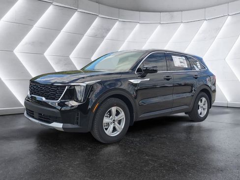 New 2026 Kia Sorento LX FWD image 1