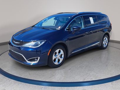 Used 2017 Chrysler Pacifica Touring-L Plus