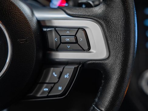 Certified 2022 Ford Mustang Coupe image 33