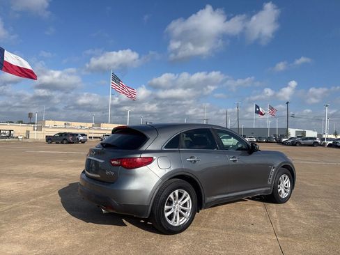 Used 2017 INFINITI QX70 2WD image 21