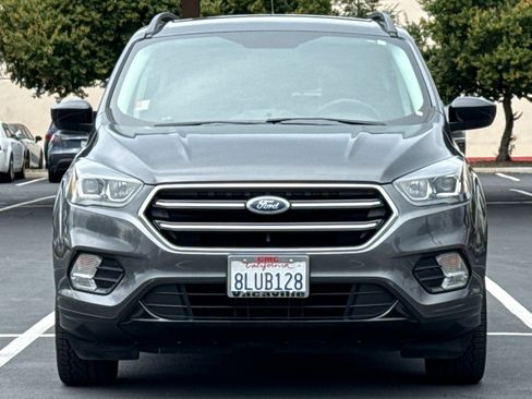 Used 2019 Ford Escape SE image 10