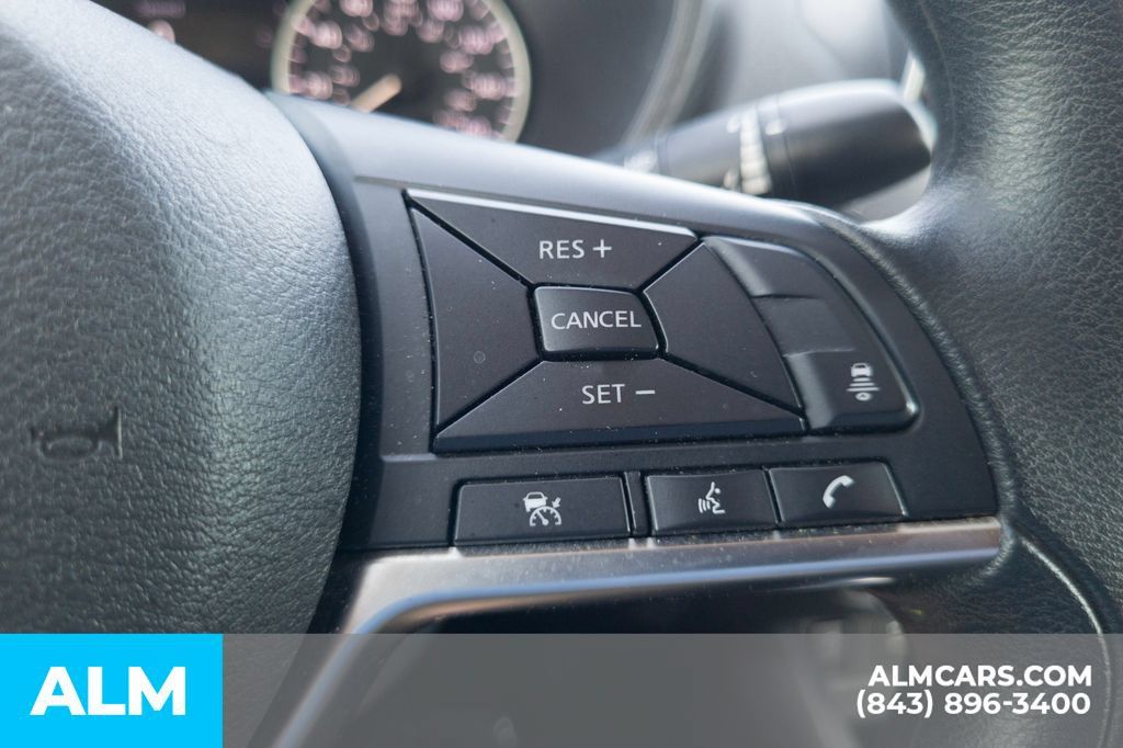 Used 2024 Nissan Sentra SV FWD image 28