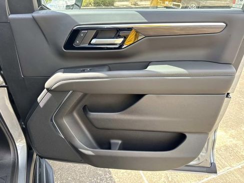 New 2026 Chevrolet Tahoe LS RWD image 14