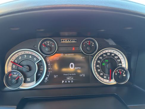 Used 2015 RAM 2500 Laramie image 19