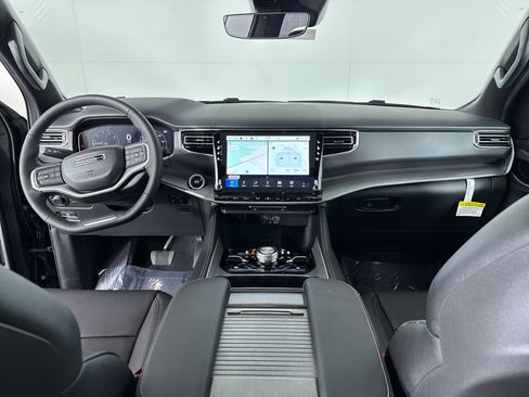 New 2026 Jeep Grand Wagoneer Limited AWD/4WD image 5