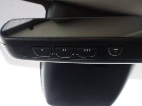 Used 2022 Toyota Highlander XLE image 37