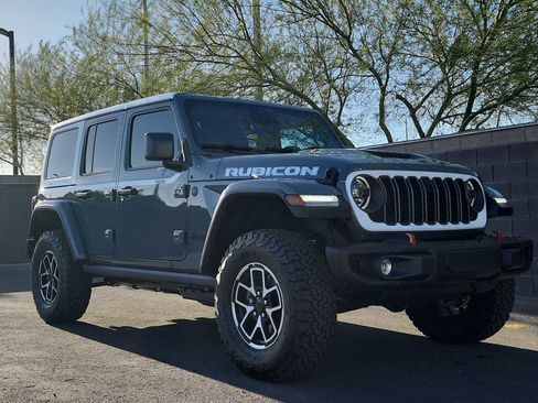 New 2026 Jeep Wrangler Unlimited Rubicon w/ Whitecap Package AWD/4WD image 5