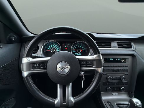 Used 2014 Ford Mustang GT w/ Equipment Group 301A image 10