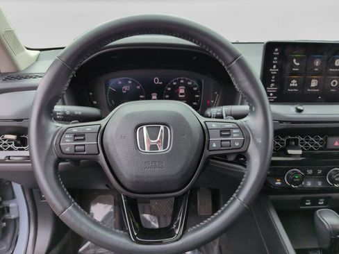 Used 2023 Honda Accord EX-L image 19