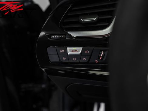 Used 2025 BMW Z4 M40i w/ Edition image 36