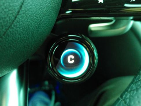 Used 2023 Mercedes-Benz C 43 AMG 4MATIC Sedan image 40