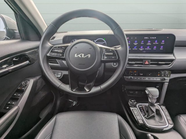 Used 2025 Kia Seltos EX w/ EX Sunroof Package AWD/4WD image 14