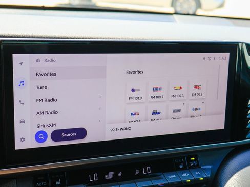 Used 2025 Toyota Camry XSE FWD image 6