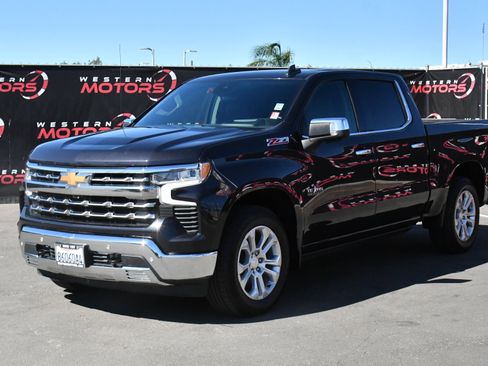 Used 2024 Chevrolet Silverado 1500 LTZ AWD/4WD image 3