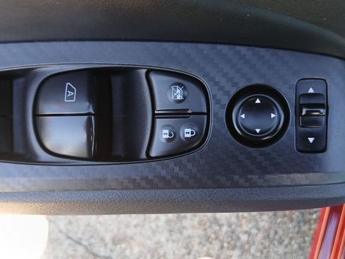 Used 2024 Nissan Altima 2.5 SV image 35