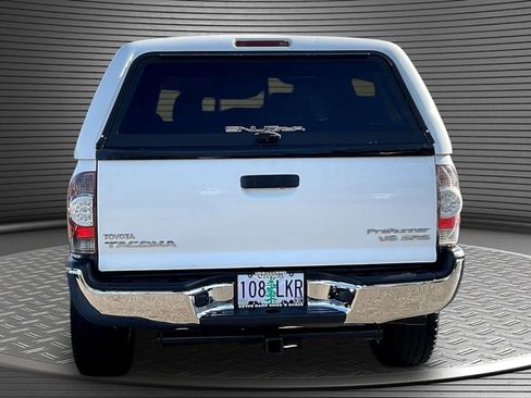 Used 2011 Toyota Tacoma PreRunner w/ SR5 Pkg #2 image 4