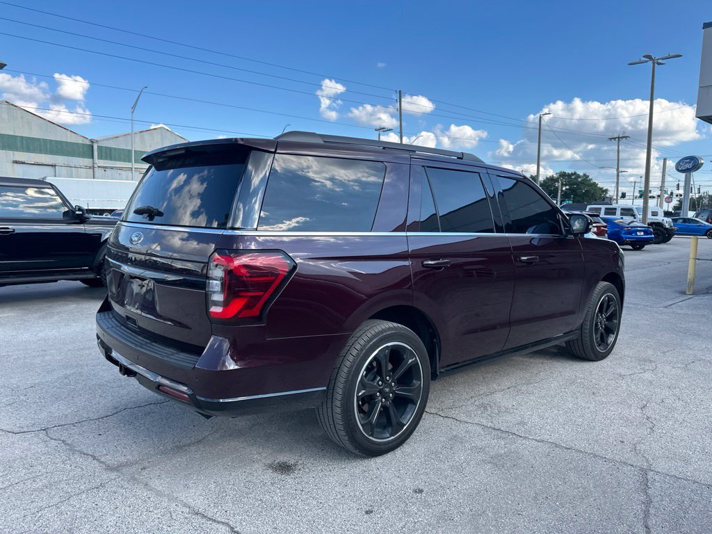 Used 2024 Ford Expedition Limited RWD image 19