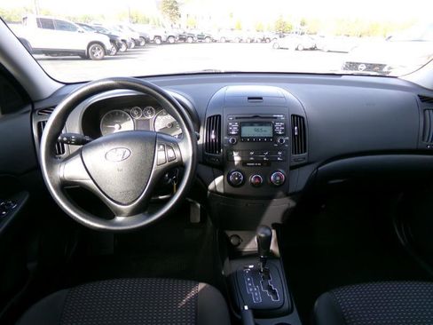 Used 2012 Hyundai Elantra GLS image 22