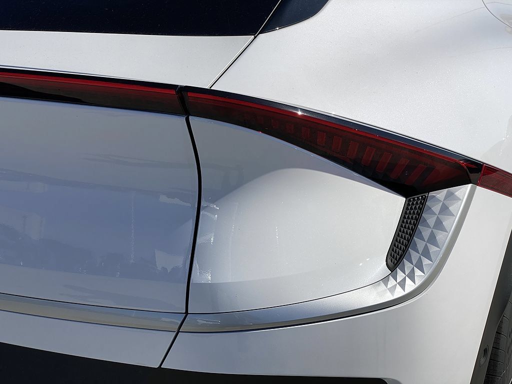 New 2026 Kia EV6 Light RWD image 4