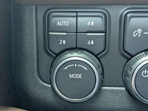 Used 2023 Chevrolet Tahoe High Country w/ Premium Package 2 AWD/4WD image 27